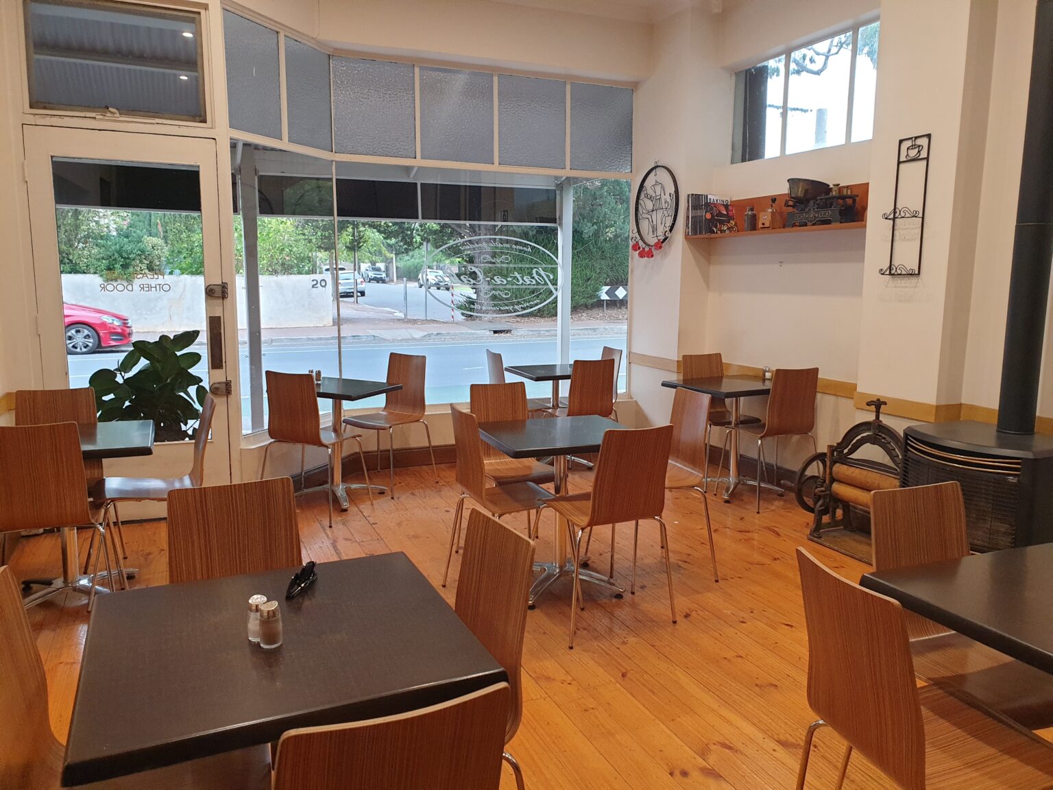 Information PataCake Bakery Cafe